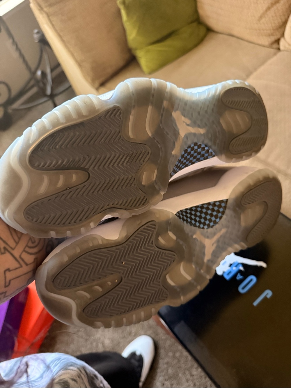 Jordan 11 low - Picture 4 of 5
